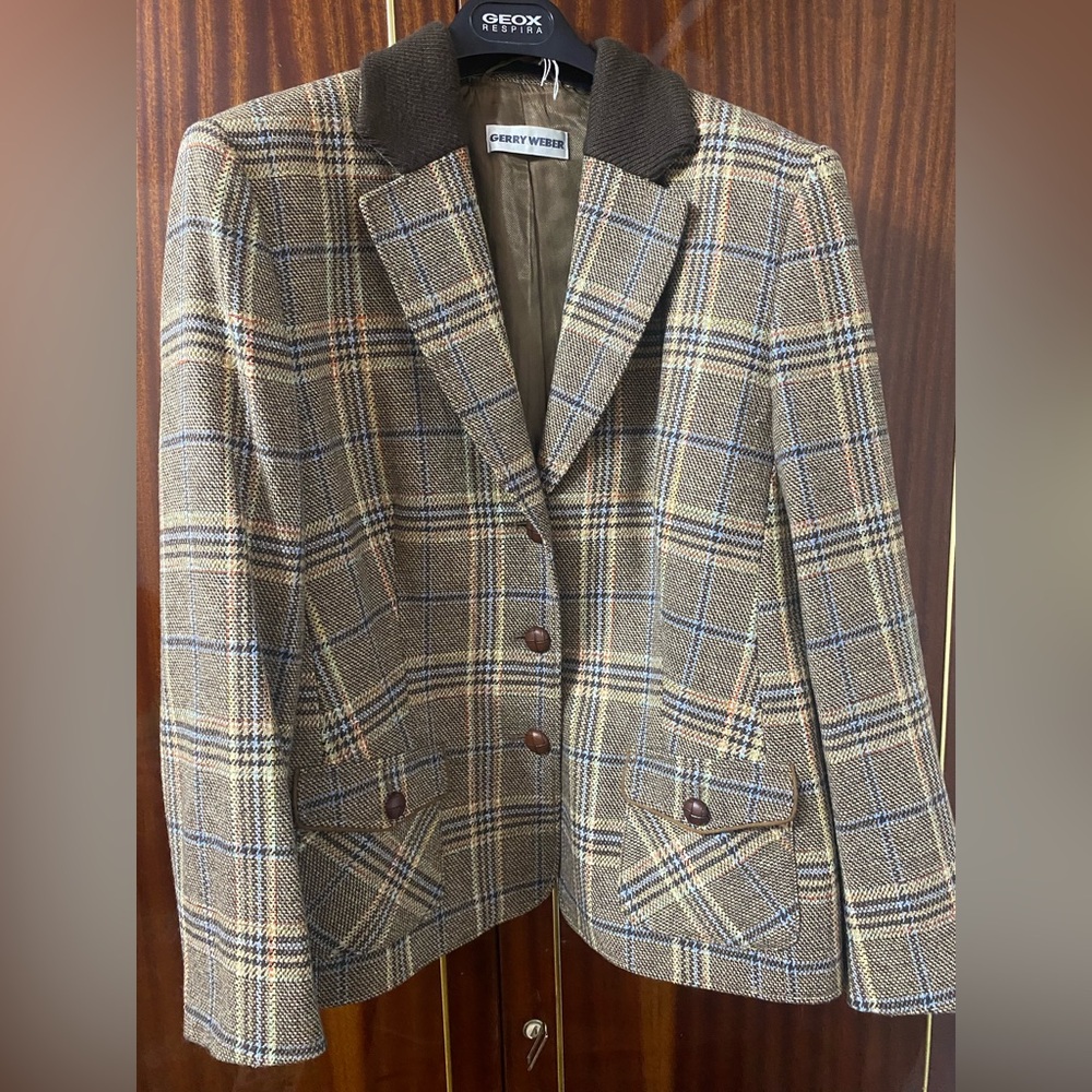 NWOT Vtg Gerry Weber Women 90% wool Tweed Jacket/Blazer Size US14